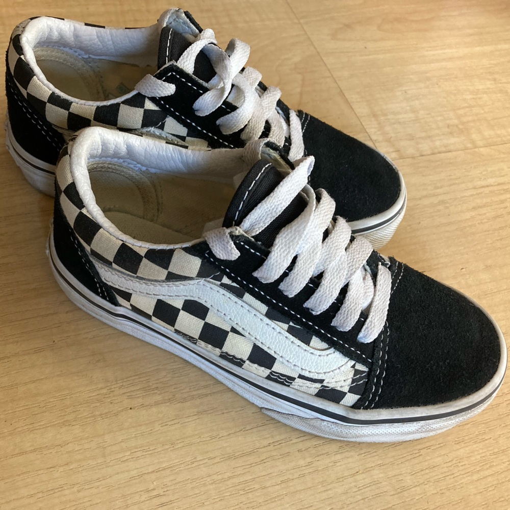 Vans Old Skool Kids Size 12 Black and White Check Off the Wall Sneakers Unisex